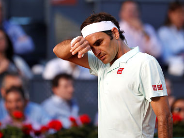 Abierto de Madrid 2019 Roger Federer aún debe decidir si acepta el comodín para el Abierto de Italia después de la salida de cuartos de final