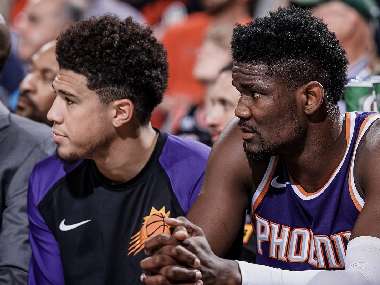 Los Phoenix Suns de la NBA buscan superar el despido del gerente general Ryan McDonough y concentrarse en ganar