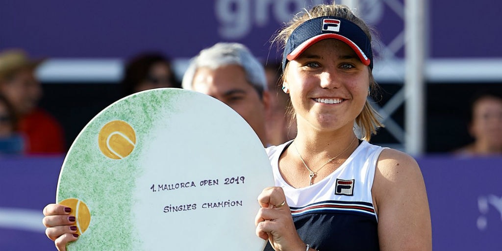 Mallorca Open Open: Sofia Kenin salva tres puntos de partido contra Belinda Bencic para reclamar el título individual femenino