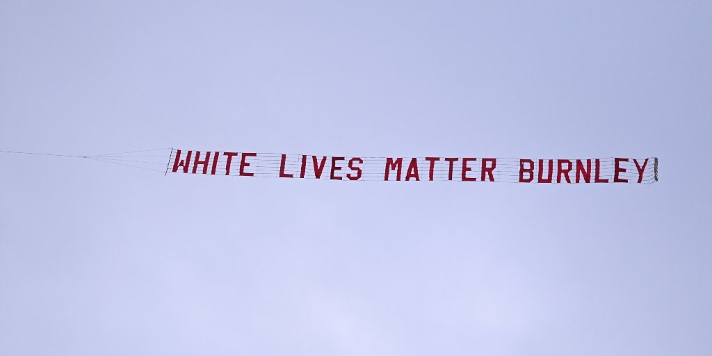 Premier League: el avión vuela la pancarta de 'White Lives Matter' sobre el estadio Etihad antes de la paliza 5-0 del Manchester City sobre Burnley