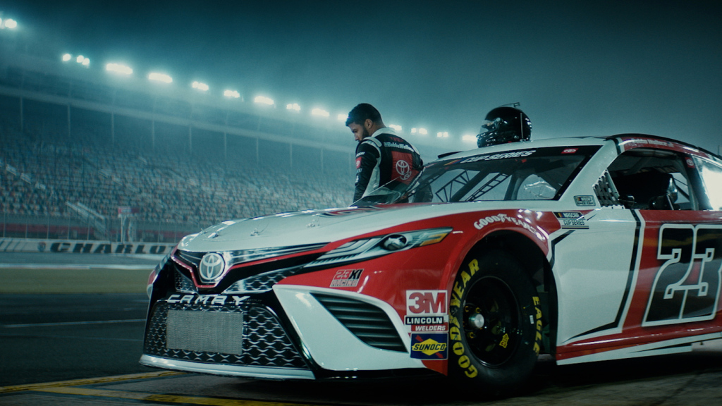 Vea el nuevo anuncio de Toyota 'emocional' de Bubba Wallace antes de que salga al aire durante las 500 Millas de Daytona
